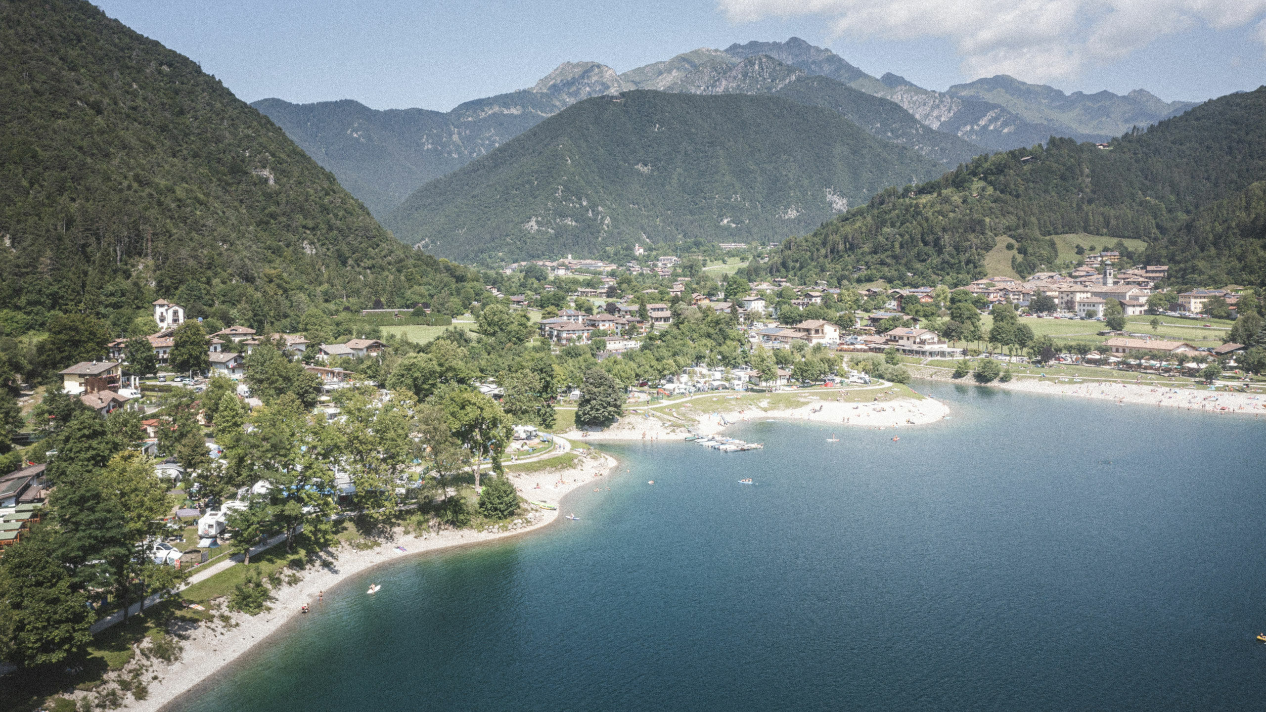 Garnì Rosa in the Ledro Valley, in Trentino, for your relaxing holidays surrounded by nature Bar Garnì Rosa di Gallo Francesca | Services